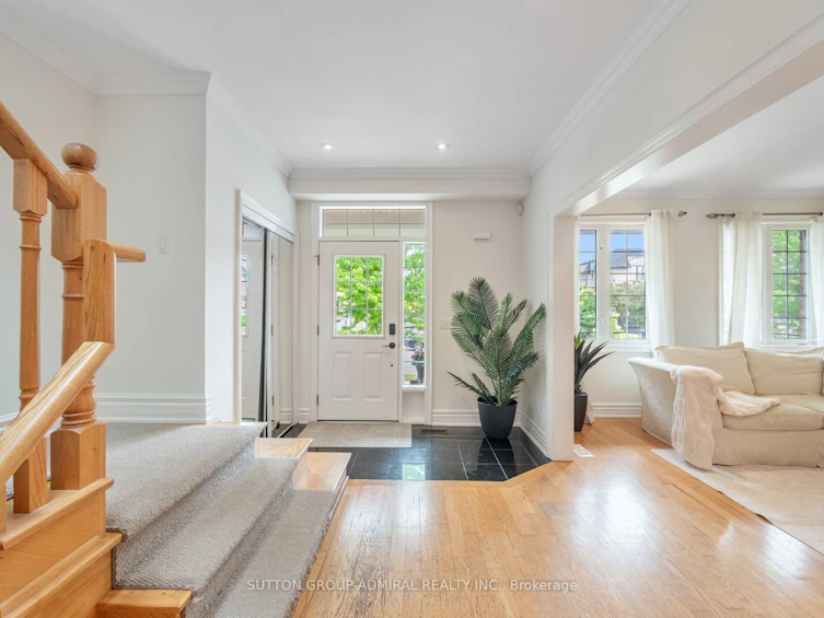 255 Cocksfield Avenue, Toronto, ON, M3H 3T6 - 2