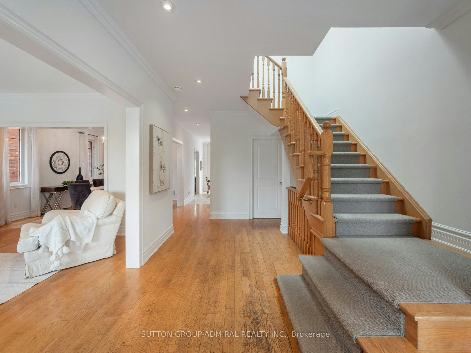 255 Cocksfield Avenue, Toronto, ON, M3H 3T6 - 9