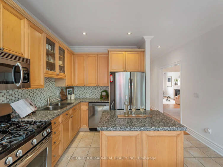 255 Cocksfield Avenue, Toronto, ON, M3H 3T6 - 13