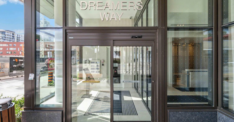 448-30 Dreamers Way, Toronto, ON, M5A 0Y7 - 3