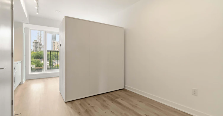 448-30 Dreamers Way, Toronto, ON, M5A 0Y7 - 9