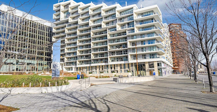 421-118 Merchants Wharf Avenue, Toronto, ON, M5A 0L3