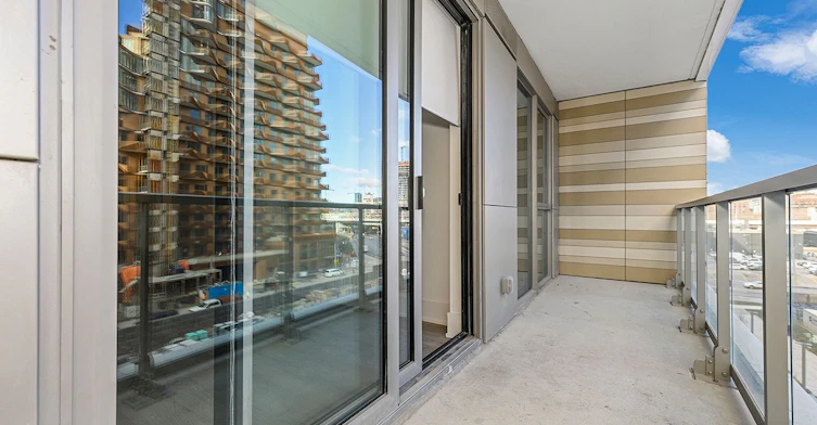 421-118 Merchants Wharf Avenue, Toronto, ON, M5A 0L3 - 41