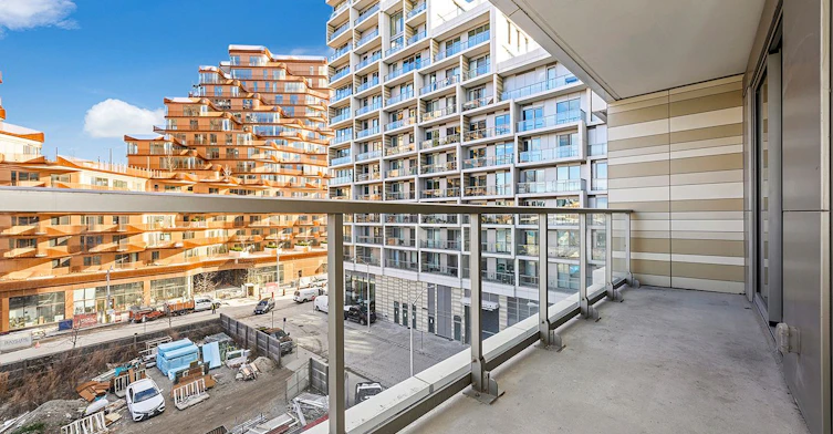 421-118 Merchants Wharf Avenue, Toronto, ON, M5A 0L3 - 42