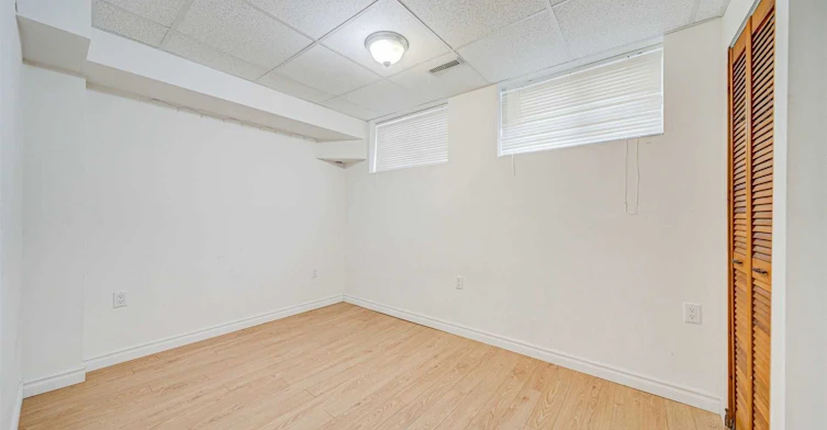 Bsmt-171 Greenfield Avenue, Toronto, ON, M2N 3E1 - 6