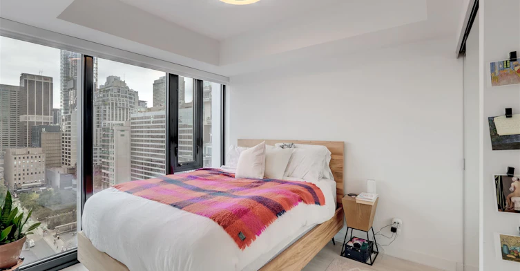 1903-188 Cumberland Street, Toronto, ON, M5R 0B6 - 11