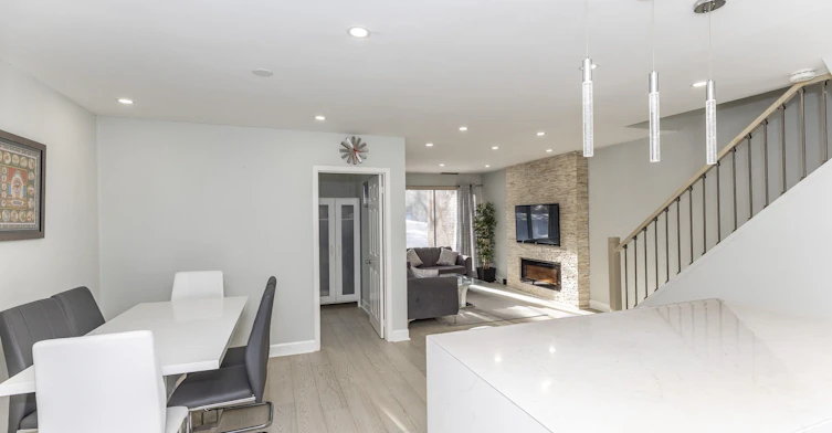 110-4001 Don Mills Road, Toronto, ON, M2H 3J8 - 9