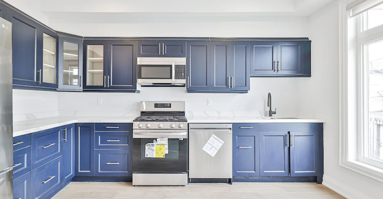 Main-60 Belvidere Avenue, Toronto, ON, M6C 1P6 - 3