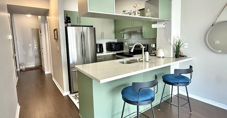 701-909 Bay Street, Toronto, ON, M5S 3G2 - 10