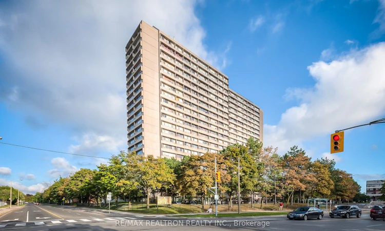 1401-100 Leeward Glenway