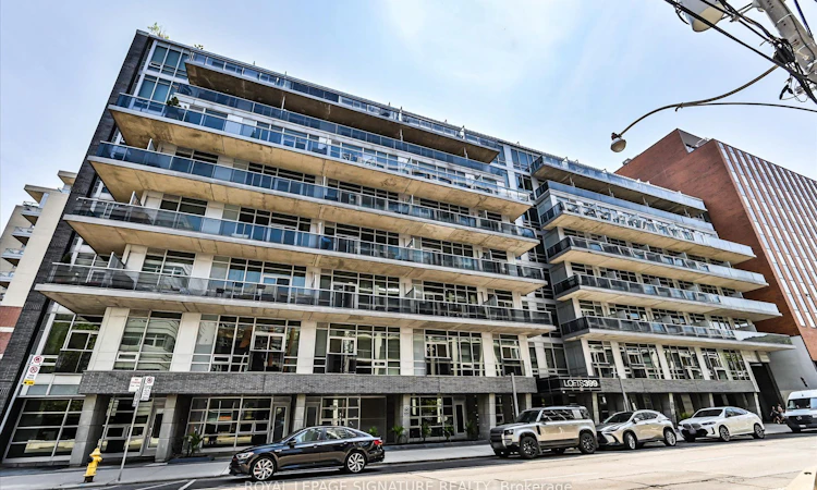420-399 Adelaide Street W