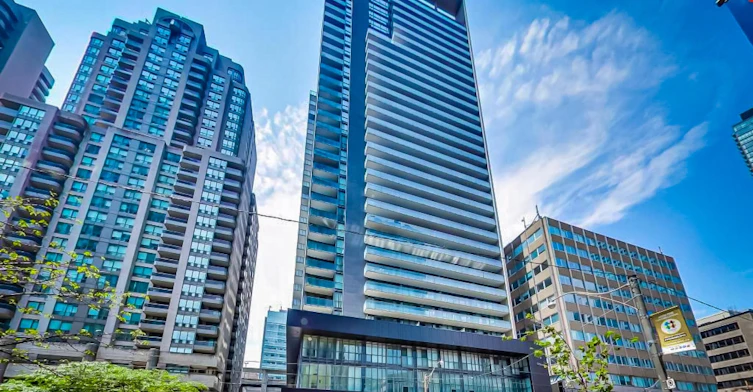 2412-770 Bay Street, Toronto, ON, M5G 0A6 - 2