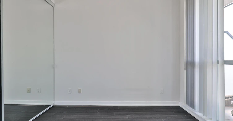 2412-770 Bay Street, Toronto, ON, M5G 0A6 - 21