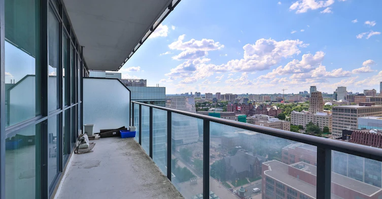 2412-770 Bay Street, Toronto, ON, M5G 0A6 - 35