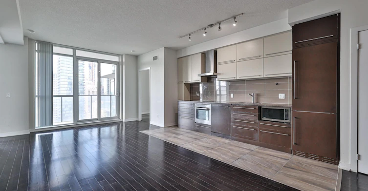 2412-770 Bay Street, Toronto, ON, M5G 0A6 - 11