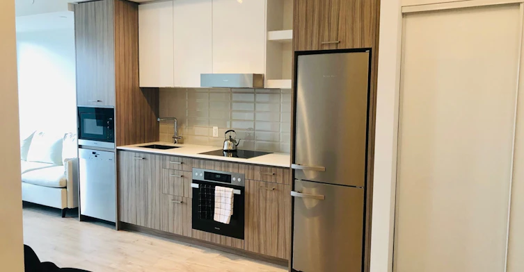 506-11 Lillian Street, Toronto, ON, M4S 0C3