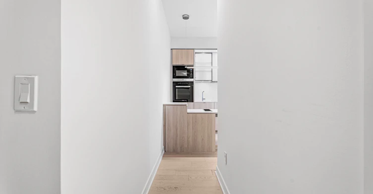 3406-11 Yorkville Avenue, Toronto, ON, M4W 1L2 - 9