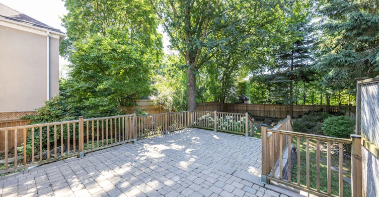 495 Deloraine Avenue, Toronto, ON, M5M 2C1 - 45
