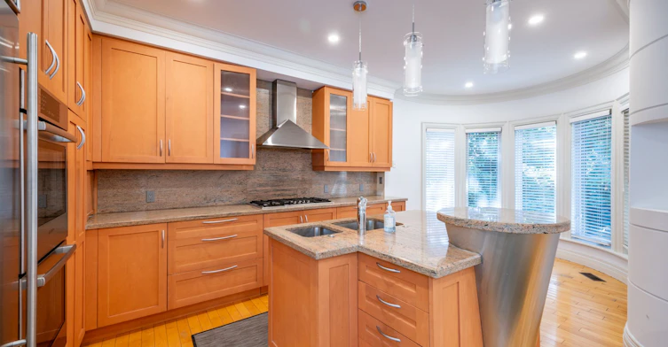 495 Deloraine Avenue, Toronto, ON, M5M 2C1 - 17