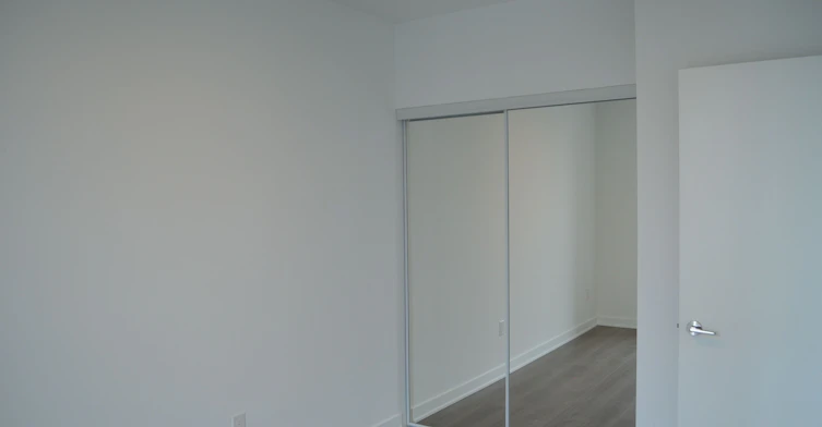 637-30 Dreamers Way, Toronto, ON, M5A 0Y7 - 9