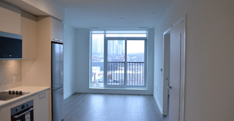 637-30 Dreamers Way, Toronto, ON, M5A 0Y7 - 7