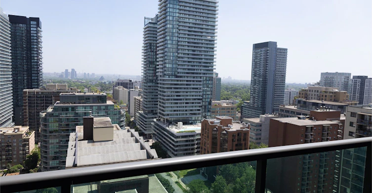 1911-70 Roehampton Avenue N, Toronto, ON, M4P 1R2 - 11