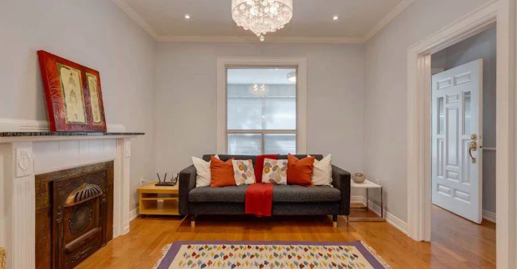 34 Ashbury Avenue, Toronto, ON, M6V 1V7 - 2