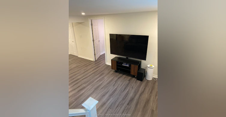 Bsmt-17 Gailong Court, Toronto, ON, M3A 1X7 - 2