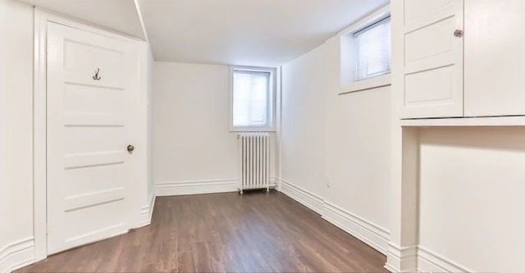 Lower-3 Glencairn Avenue, Toronto, ON, M4R 1M6 - 3