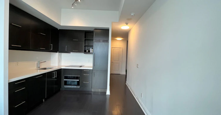 Ph04-65 St Mary Street, Toronto, ON, M5S 0A6 - 3
