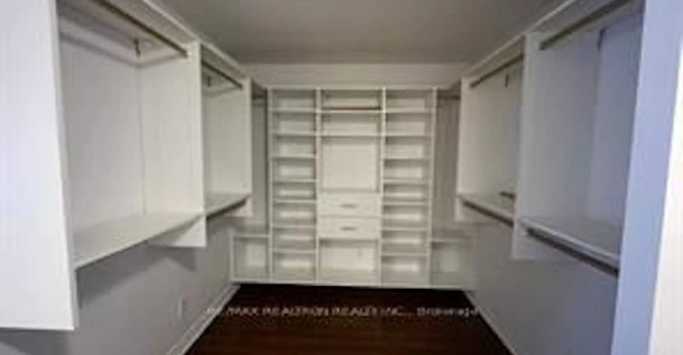2610-763 Bay Street, Toronto, ON, M5G 2R3 - 17