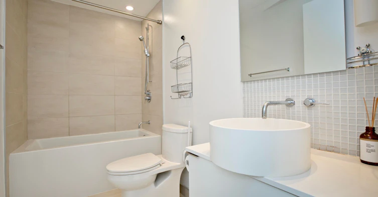 3312-185 Roehampton Avenue, Toronto, ON, M4P 2K5 - 16