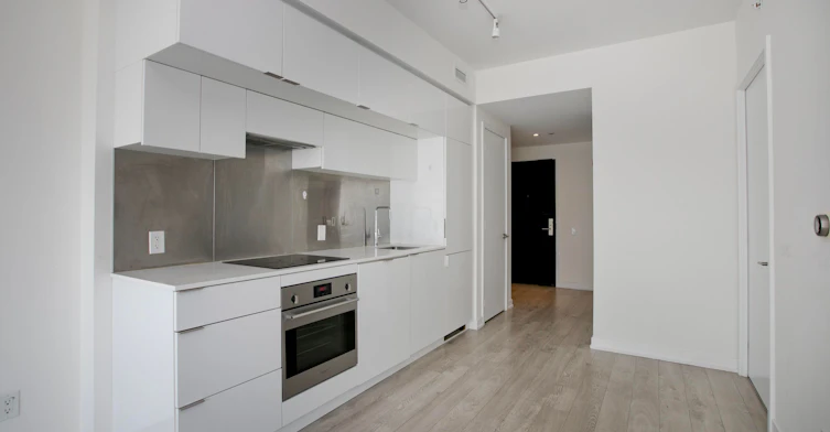 3312-185 Roehampton Avenue, Toronto, ON, M4P 2K5 - 6