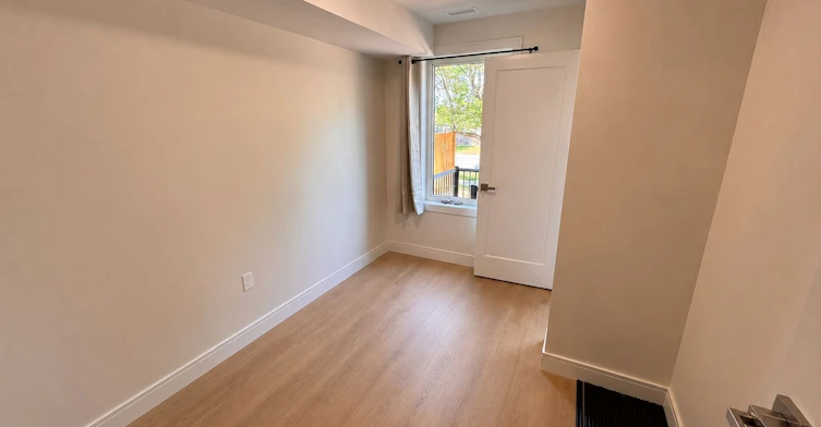 1A-53 Bishop Avenue, Toronto, ON, M2M 1Z4 - 6