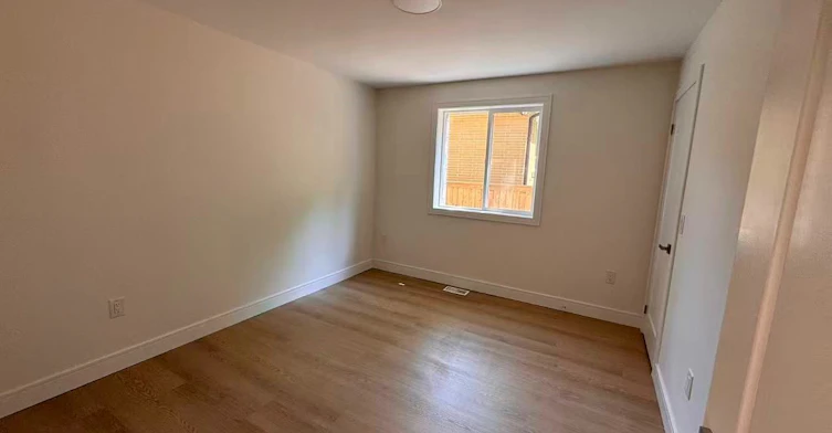 2-53 Bishop Avenue, Toronto, ON, M2M 1Z4 - 3