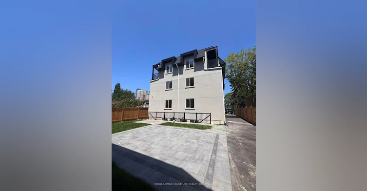 2-53 Bishop Avenue, Toronto, ON, M2M 1Z4 - 16