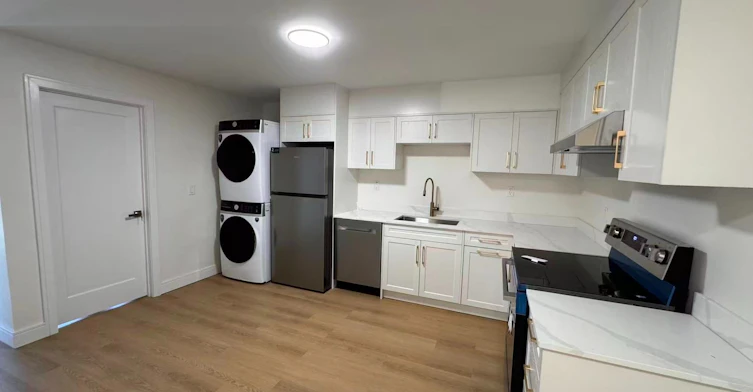 2-53 Bishop Avenue, Toronto, ON, M2M 1Z4 - 5