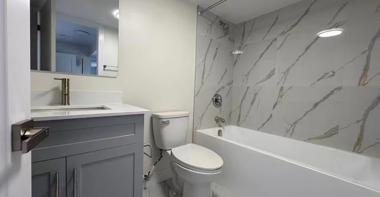 3-53 Bishop Avenue, Toronto, ON, M2M 1Z4 - 5