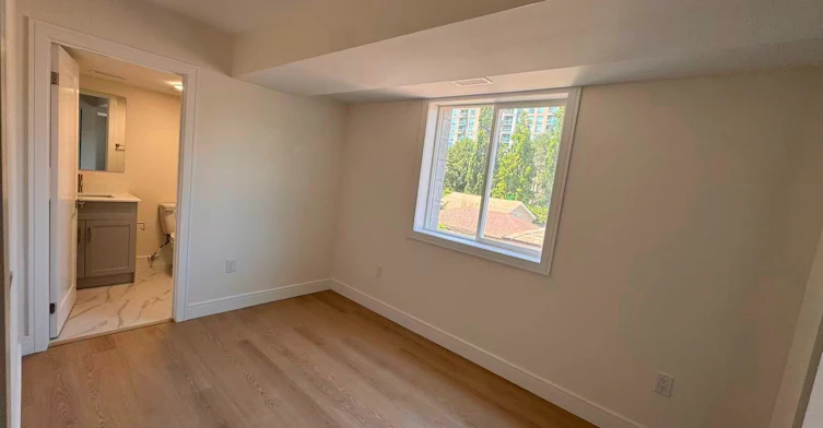 3-53 Bishop Avenue, Toronto, ON, M2M 1Z4 - 4