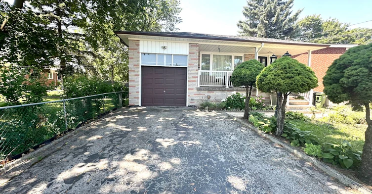 Lower-48 Shaftesbury Street, Toronto, ON, M3H 5L8 - 2