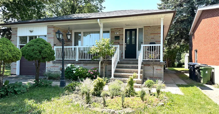 Lower-48 Shaftesbury Street, Toronto, ON, M3H 5L8 - 3