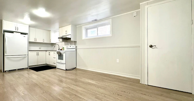 Lower-48 Shaftesbury Street, Toronto, ON, M3H 5L8 - 9