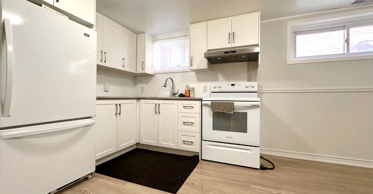 Lower-48 Shaftesbury Street, Toronto, ON, M3H 5L8 - 12