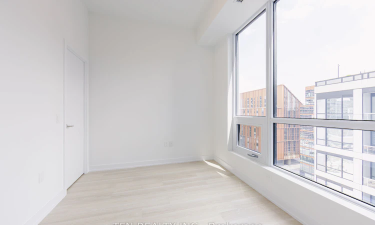 1107-15 Richardson Street