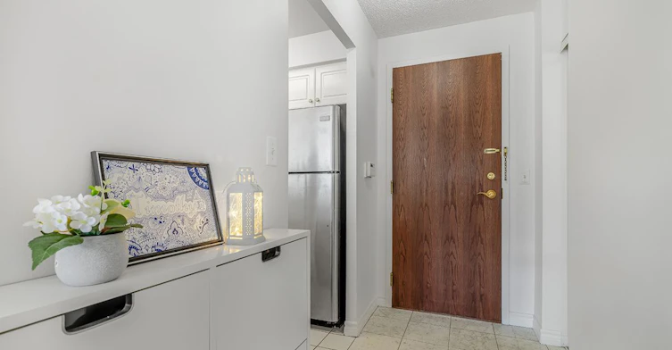 UPH3-8 Pemberton Avenue, Toronto, ON, M2M 4K8 - 9