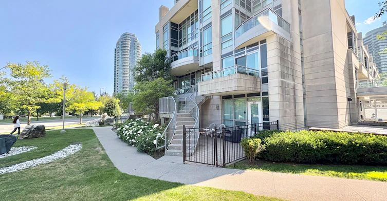 211-31 Olive Avenue, Toronto, ON, M2N 4N4 - 21