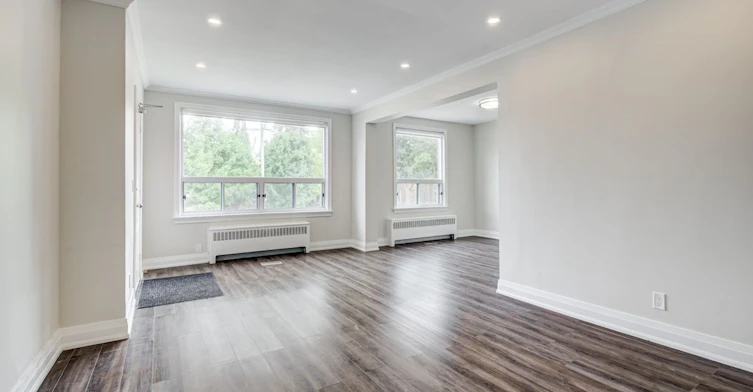 1-11 Markdale Avenue, Toronto, ON, M6C 1S8 - 5
