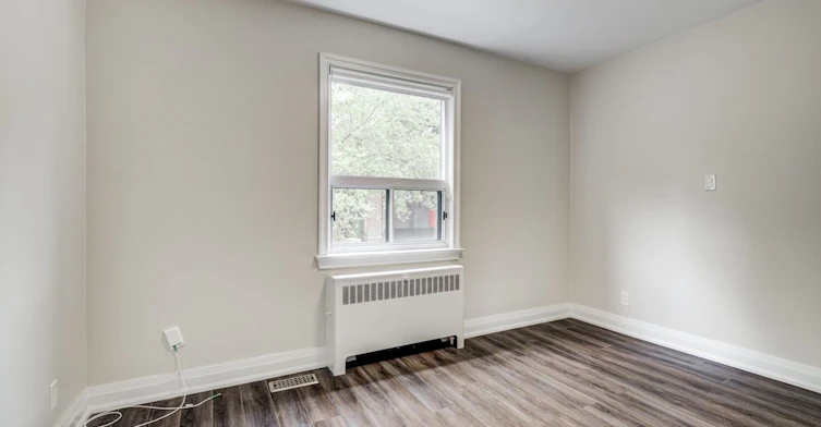 1-11 Markdale Avenue, Toronto, ON, M6C 1S8 - 19
