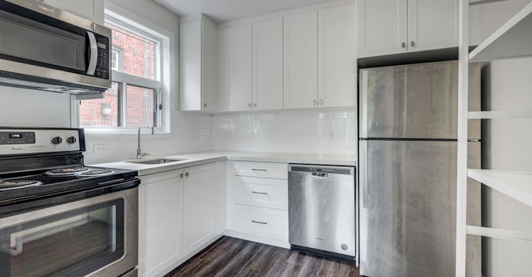 1-11 Markdale Avenue, Toronto, ON, M6C 1S8 - 11