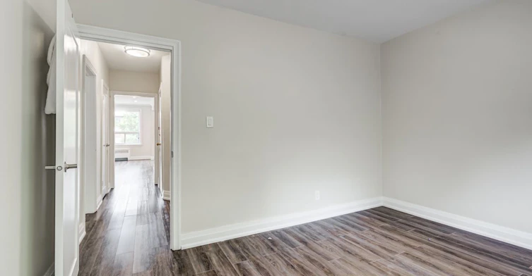 1-11 Markdale Avenue, Toronto, ON, M6C 1S8 - 17